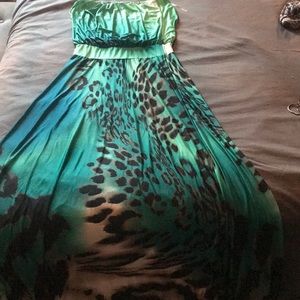 Strapless leopard maxi dress